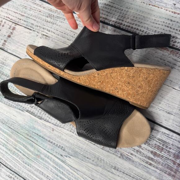 Clarks Lafley Joy Perforated Wedge Sandal Womens Black 11 - Picture 2 of 5